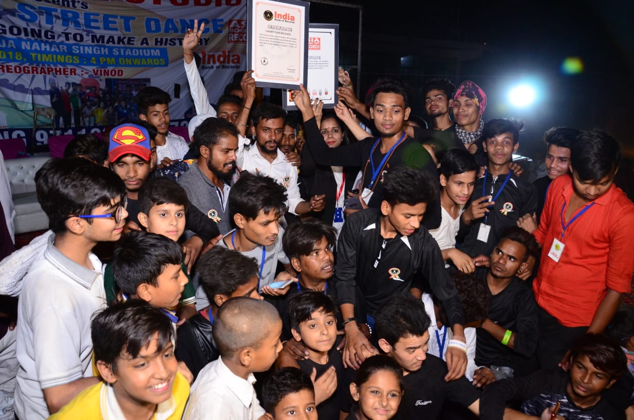 LARGEST FLASH MOB DANCE India Book of Records