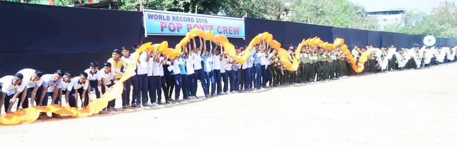 LONGEST MOVING WAVE OF HAND FANS