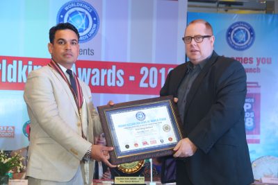Major Abhayjit Mehlawat, a known face as a Dare-Devil on motor-bike, was awarded with the Golden Disk Award at the Worldkings Awards 2018 