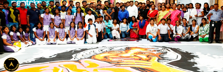 MAXIMUM NUMBER OF PEOPLE COLORING SIMULTANEOUSLY