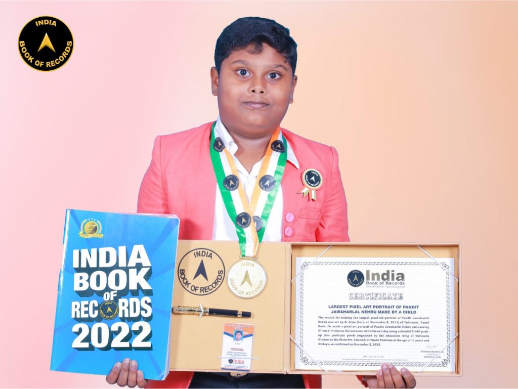 Largest pixel art portrait of Pandit Jawaharlal Nehru made by a child