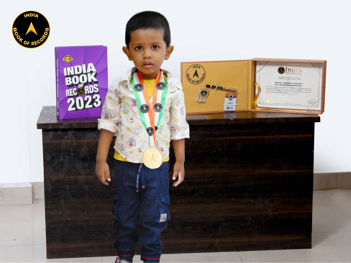 Fastest toddler to identify all Indian Prime Ministers
