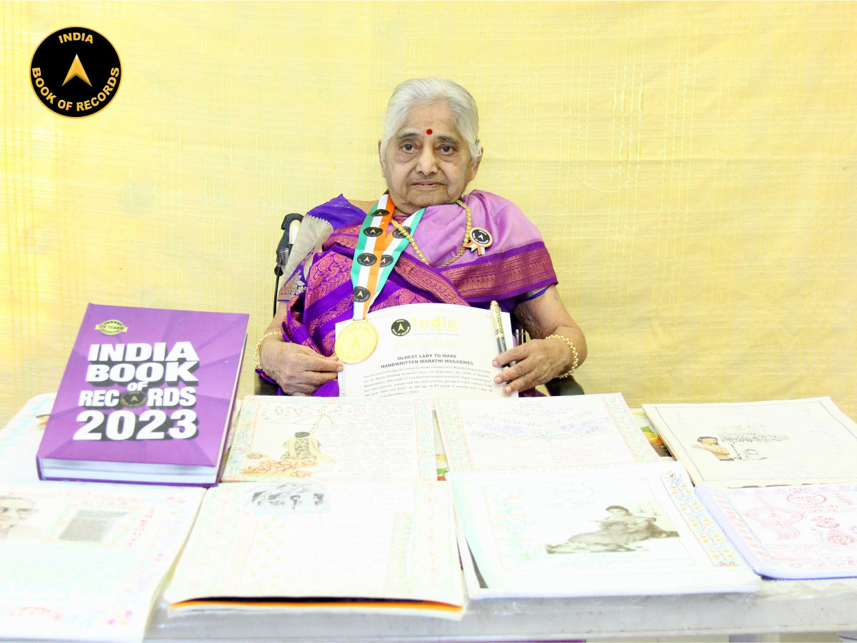 Oldest lady to make handwritten Marathi magazines