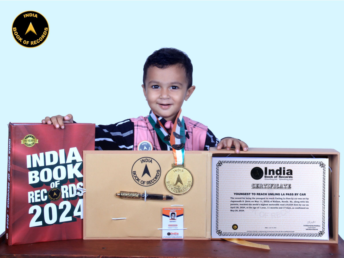 Youngest to reach Umling La Pass by car