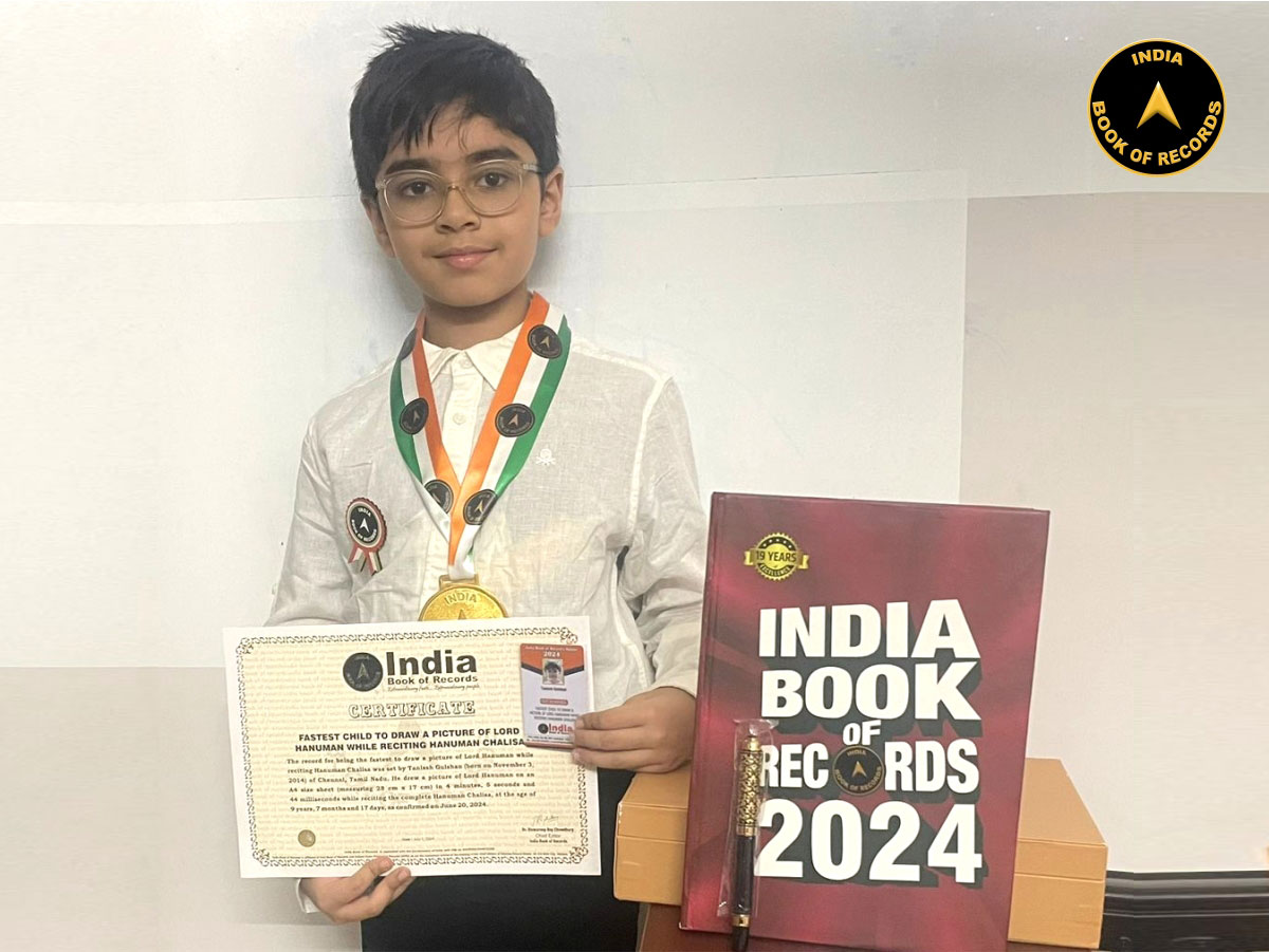 Fastest child to draw a picture of Lord Hanuman while reciting Hanuman Chalisa
