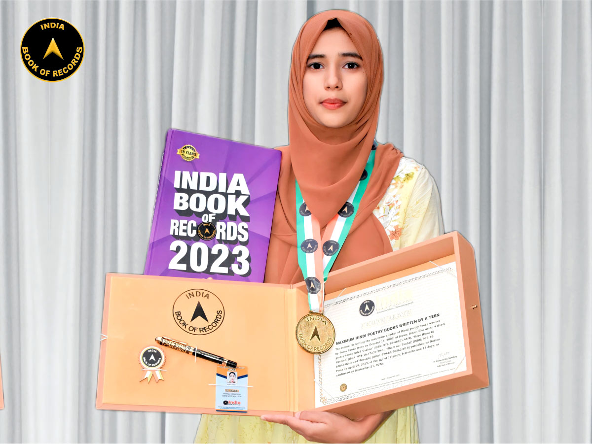Maximum Hindi poetry books written by a teen