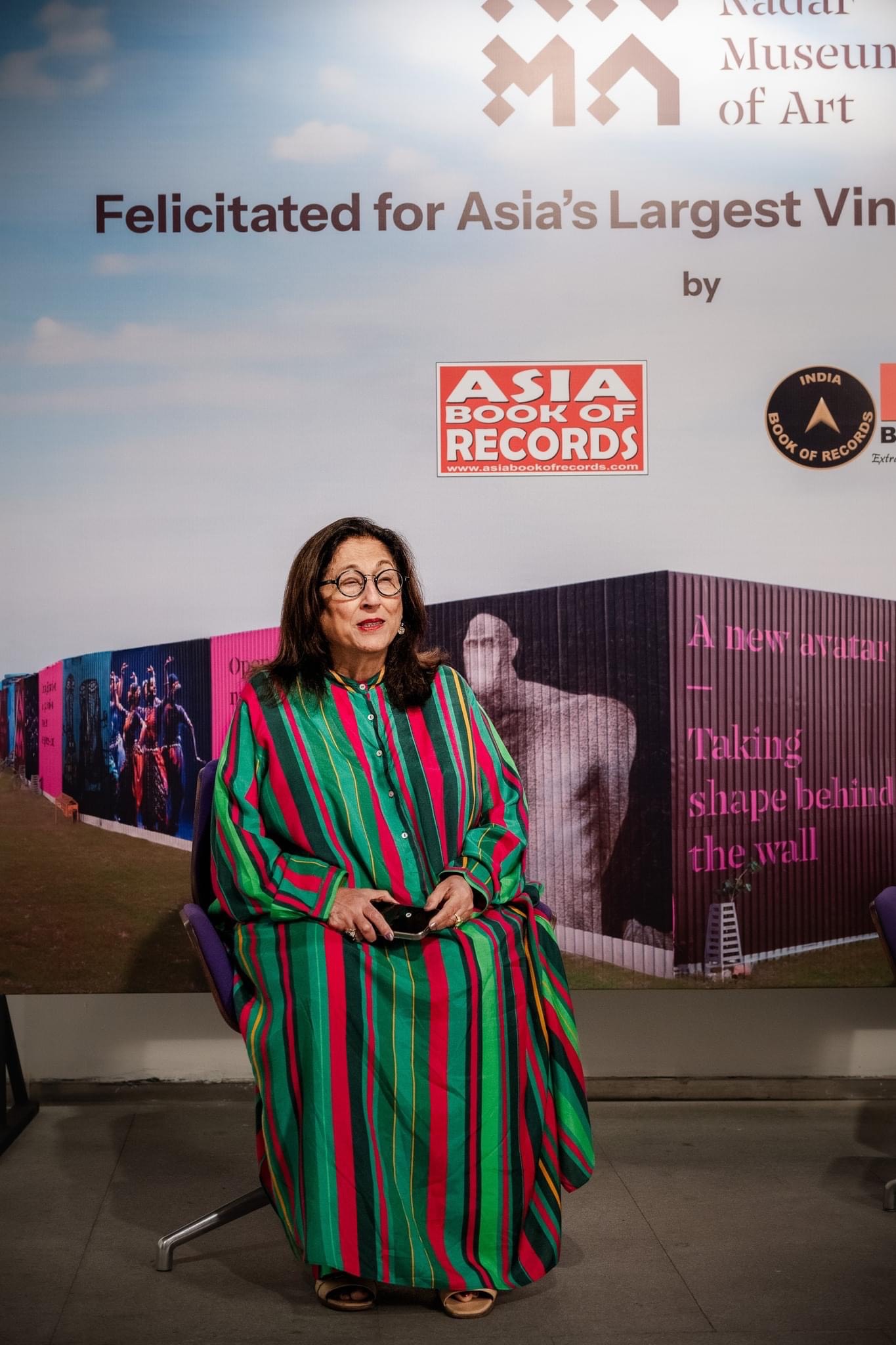 Largest Vinyl Signage Unveiled in New Delhi at Kiran Nadar Museum of Art