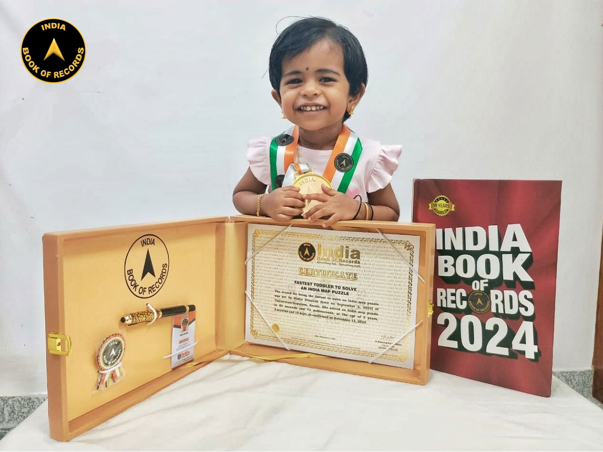 Fastest toddler to solve an India map puzzle