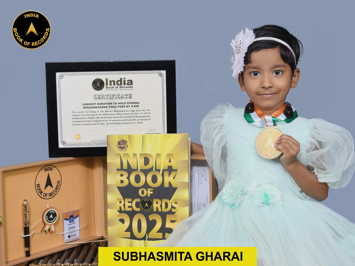 Longest duration to hold Poorna Bhujangasana yoga pose by a kid