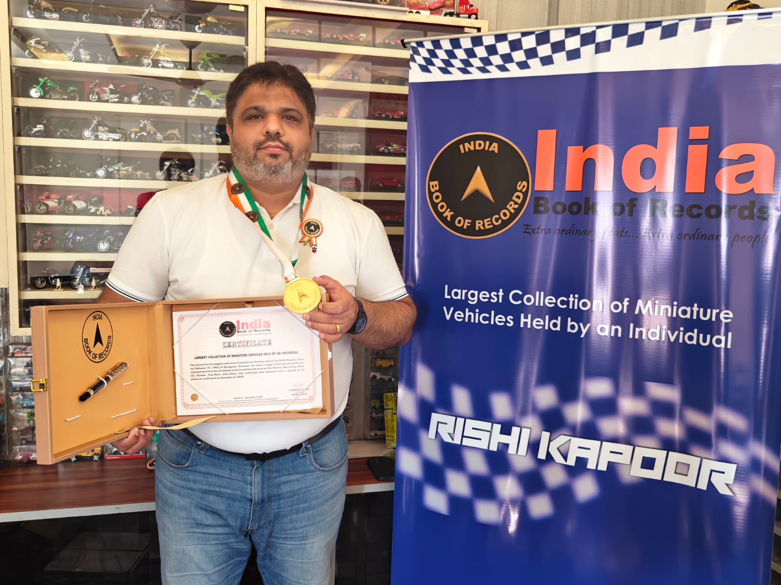 Largest Collection of Miniature Vehicles Held by an Individual