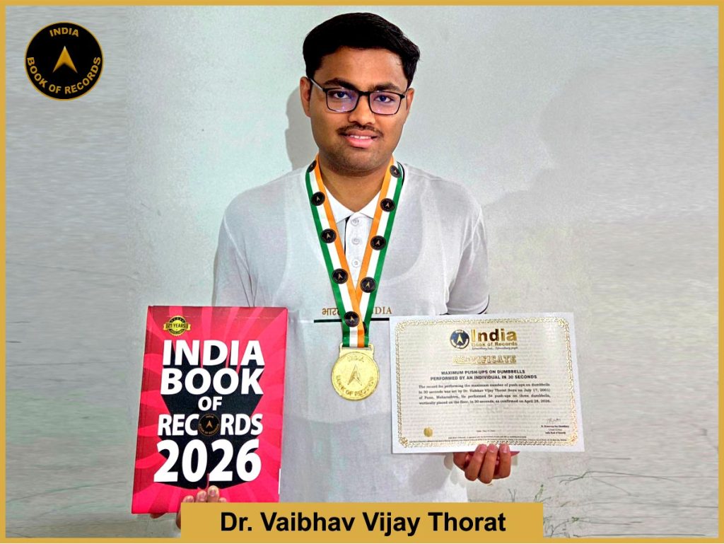 Pic of Dr. Vaibhav Vijay Thorat, Maximum push-ups on dumbbells performed by an individual in 30 seconds