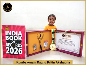 Pic of Kumbakonam Raghu Krithin Akshagna, Youngest to identify current Indian currency notes.