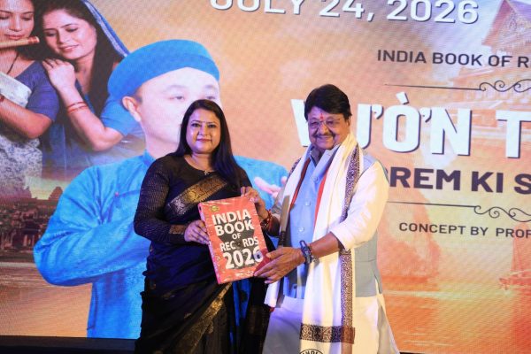 A Star-Studded Launch in New Delhi