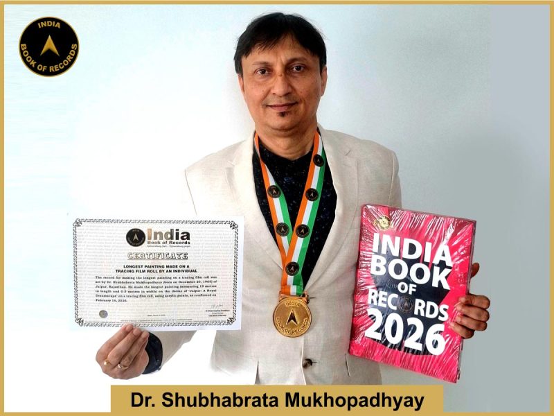 Image of Dr. Shubhabrata mukhopadhyay, Longest painting made on a tracing film roll by an individual