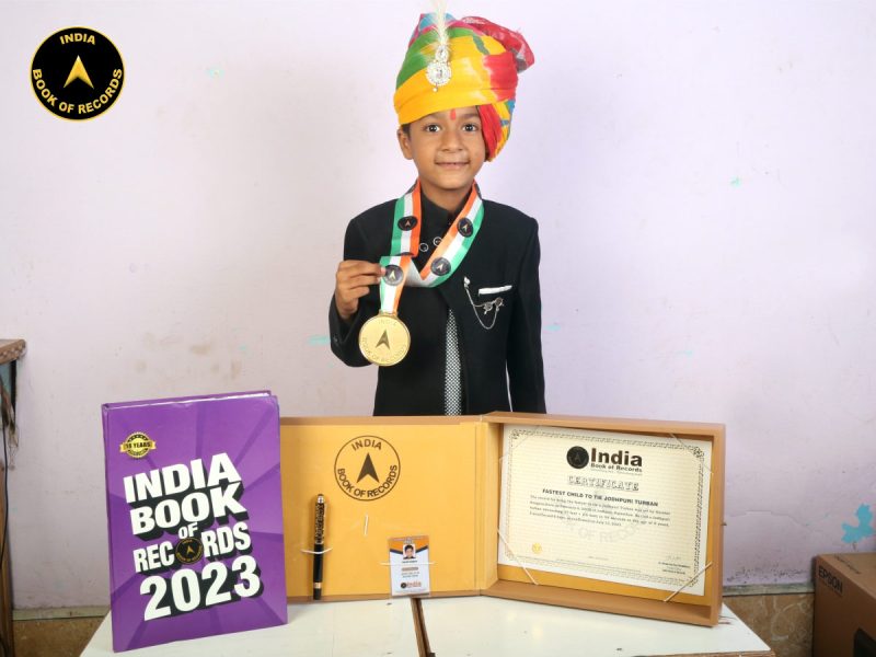 Fastest child to tie Jodhpuri Turban