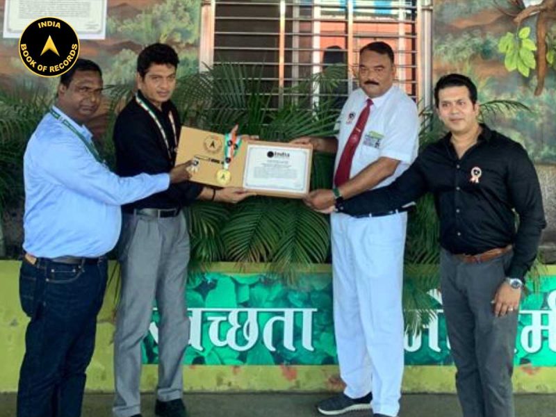 GREEN-RAILWAY-STATION-FOR-E