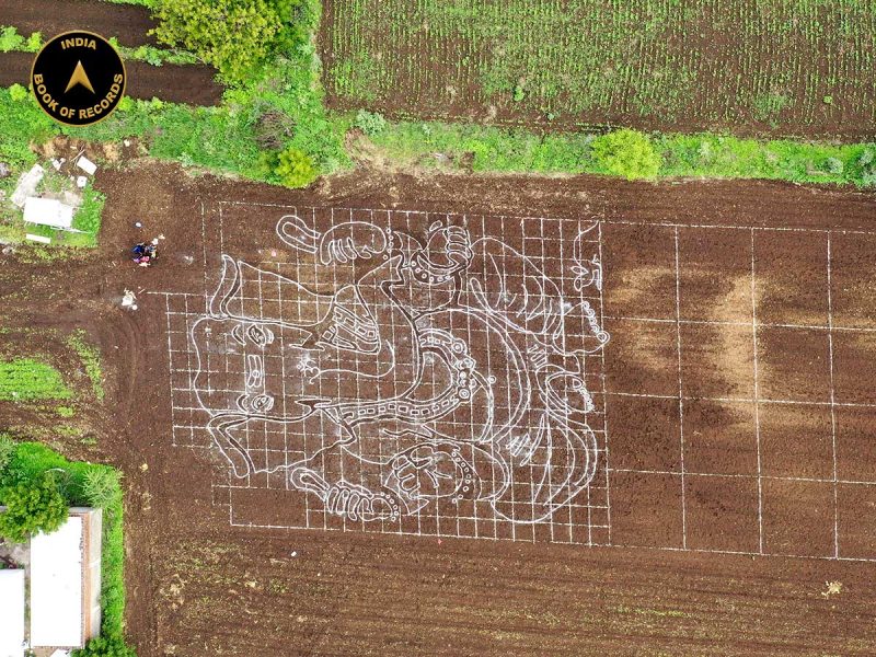 Gigantic Ganpati made on farm land