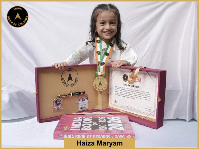 pic of Haiza Maryam with IBR Achiever Certificate.
