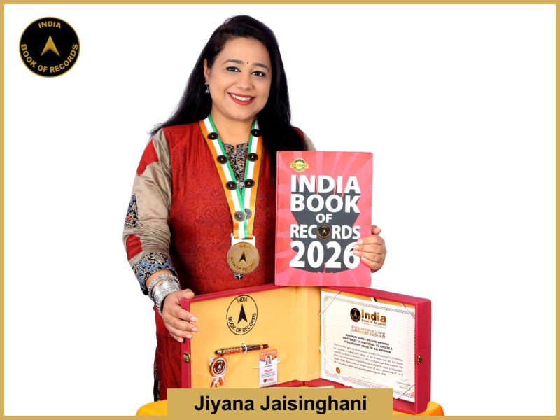 Image of Jiyana Jaisinghani, Maximum names of Lord Krishna written by an individual to create a typographic image of Bal Krishna.