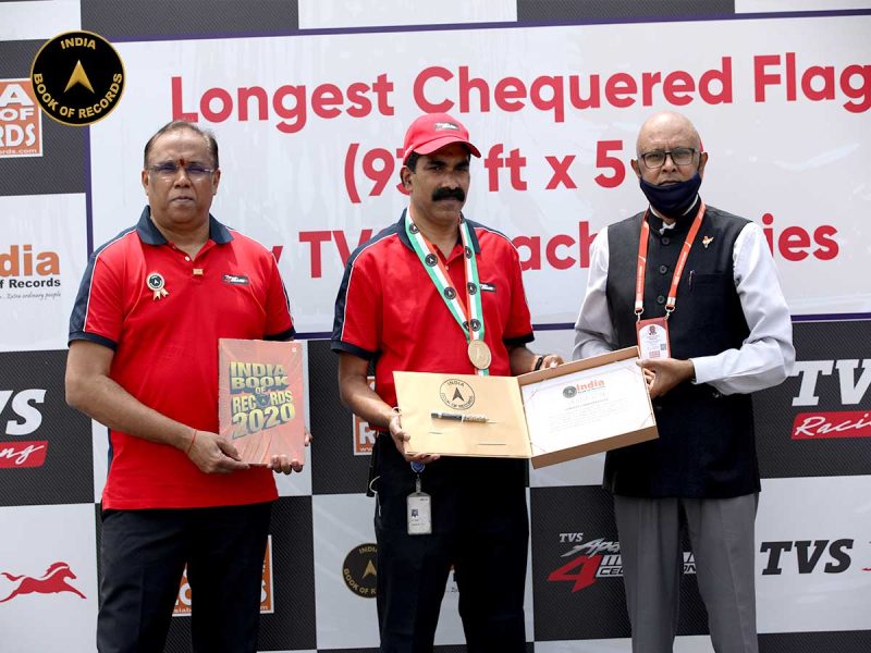 Longest chequered flag