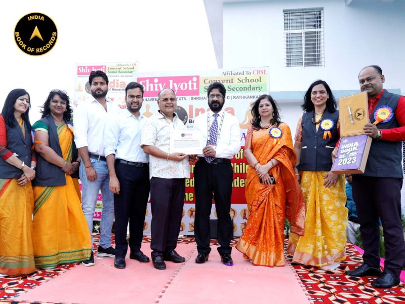 MAXIMUM CHILDREN PERFORMED YOGA UNDER ONE ROOF