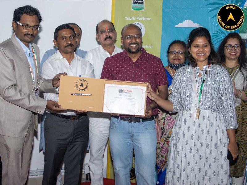 MAXIMUM-NATIONAL-HIGHWAYS-TRAVELED-IN-A-SINGLE-TRIP-BY-A-DUO