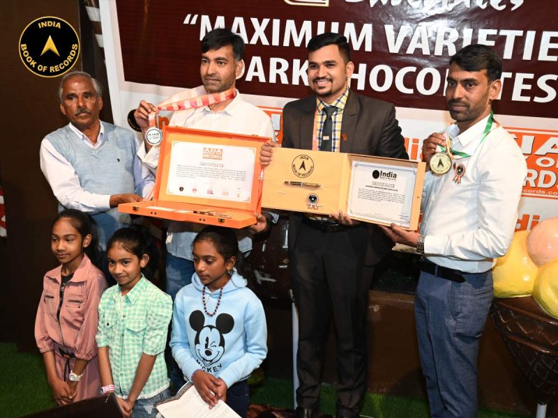 MAXIMUM-VARIETIES-OF-DARK-C