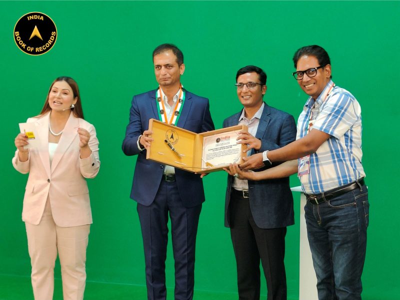 Maximum Stores of Building Solutions Inaugurated in a Single Day at the Same Time