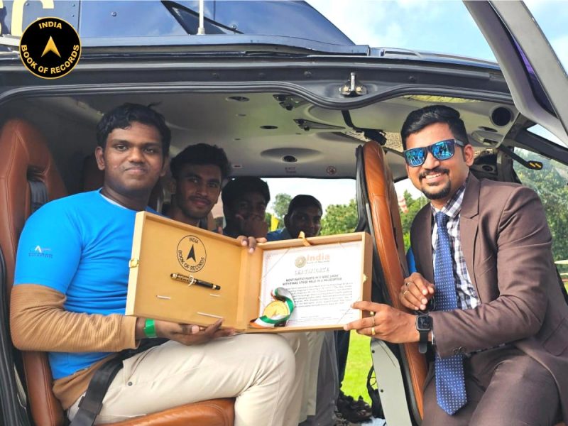 Most Participants in A Quiz Show with Final Stage Held in A Helicopter