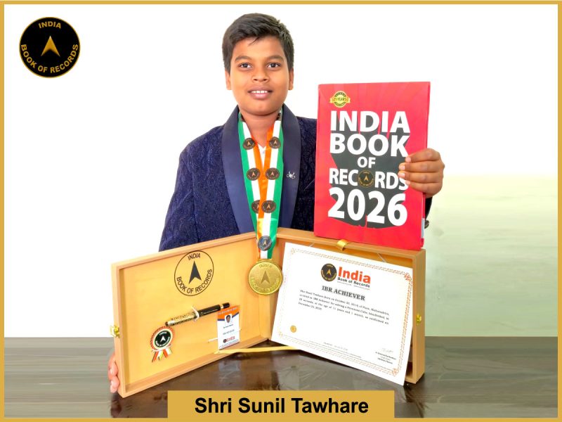 Picture of Shri Sunil Tawhare with IBR Achiever certificate.