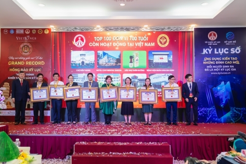 Grand-Reunion-of-World-Record-Presidents-in-Vietnam-118