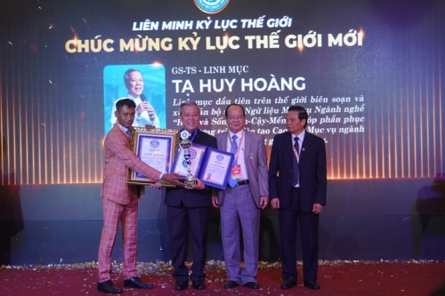 Grand-Reunion-of-World-Record-Presidents-in-Vietnam-238