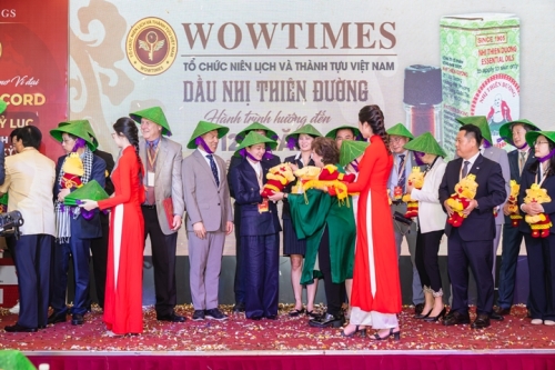 Grand-Reunion-of-World-Record-Presidents-in-Vietnam-281