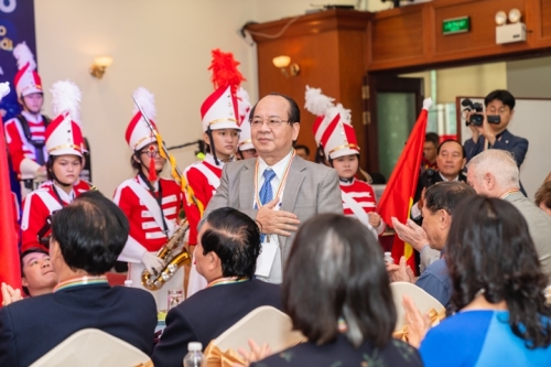 Grand-Reunion-of-World-Record-Presidents-in-Vietnam-69