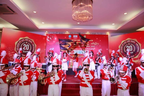 Mega-Celebration-of-Two-Decades-of-Vietnam-Book-of-Records-100
