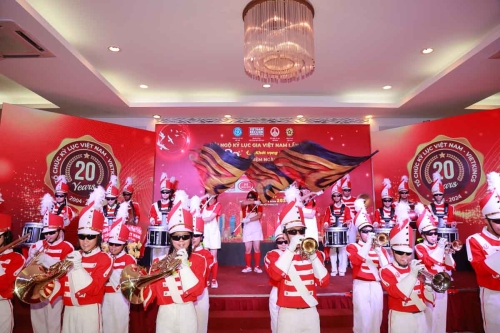 Mega-Celebration-of-Two-Decades-of-Vietnam-Book-of-Records-101