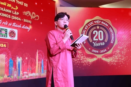 Mega-Celebration-of-Two-Decades-of-Vietnam-Book-of-Records-110