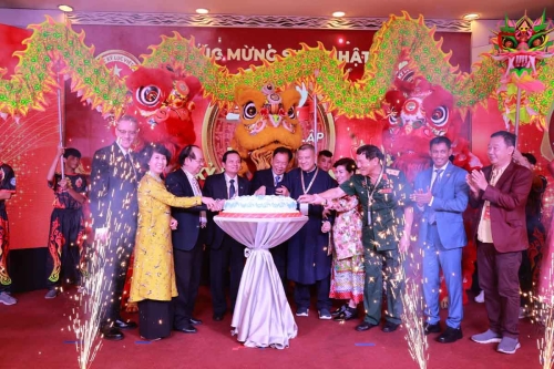 Mega-Celebration-of-Two-Decades-of-Vietnam-Book-of-Records-131