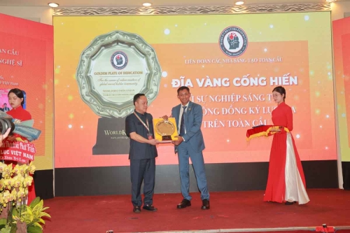 Mega-Celebration-of-Two-Decades-of-Vietnam-Book-of-Records-153