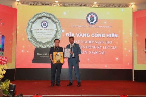 Mega-Celebration-of-Two-Decades-of-Vietnam-Book-of-Records-155
