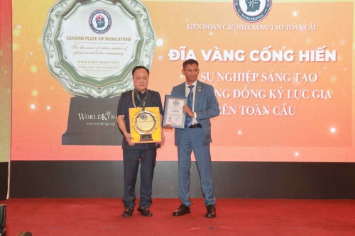 Mega-Celebration-of-Two-Decades-of-Vietnam-Book-of-Records-156