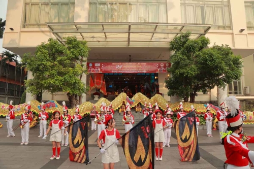 Mega-Celebration-of-Two-Decades-of-Vietnam-Book-of-Records-20