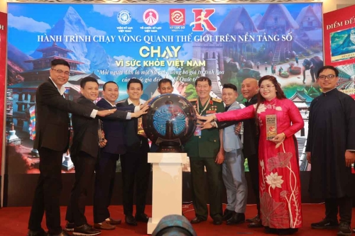 Mega-Celebration-of-Two-Decades-of-Vietnam-Book-of-Records-228