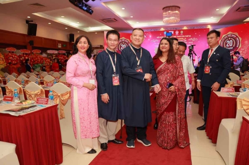 Mega-Celebration-of-Two-Decades-of-Vietnam-Book-of-Records-47